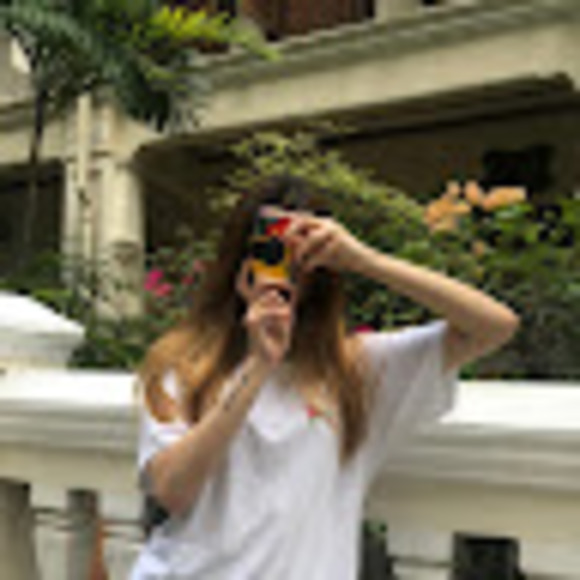 Meet your Posher, Megan - Picture 1 of 1